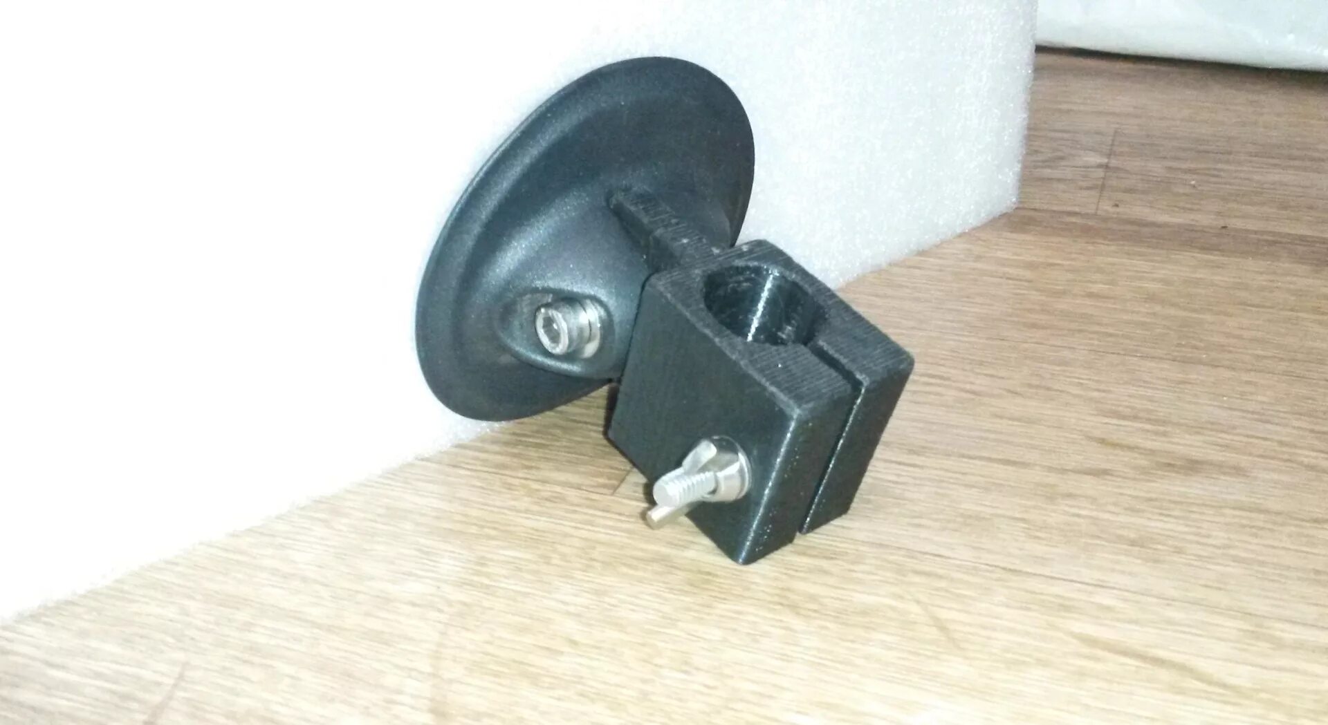 Крепление на баллон пвх. Держатель датчика эхолота transmount krl-300. держатель датчика эхолота практик 6м. крепление для датчика на пвх лодку transmount krl-300. держатель датчика эхолота практик 6м для пвх лодки.