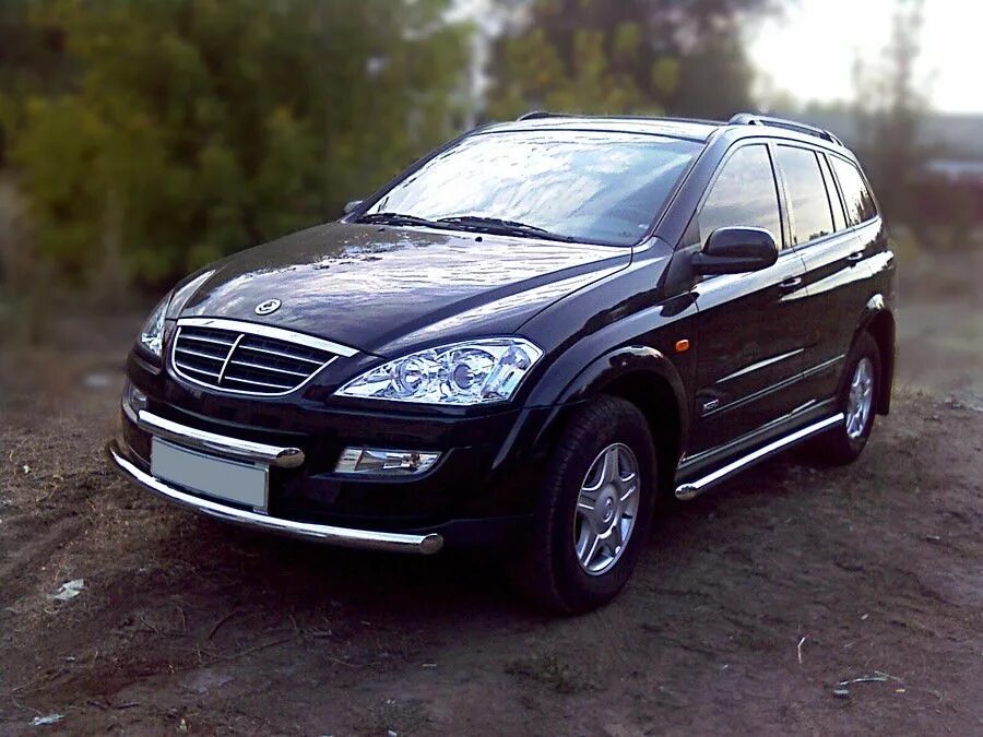Направляющие ssangyong kyron. Ssangyong kyron обвес. саньенг енг кайрон. ssangyong kyron 2008. саньенг кайрон 2 2011.