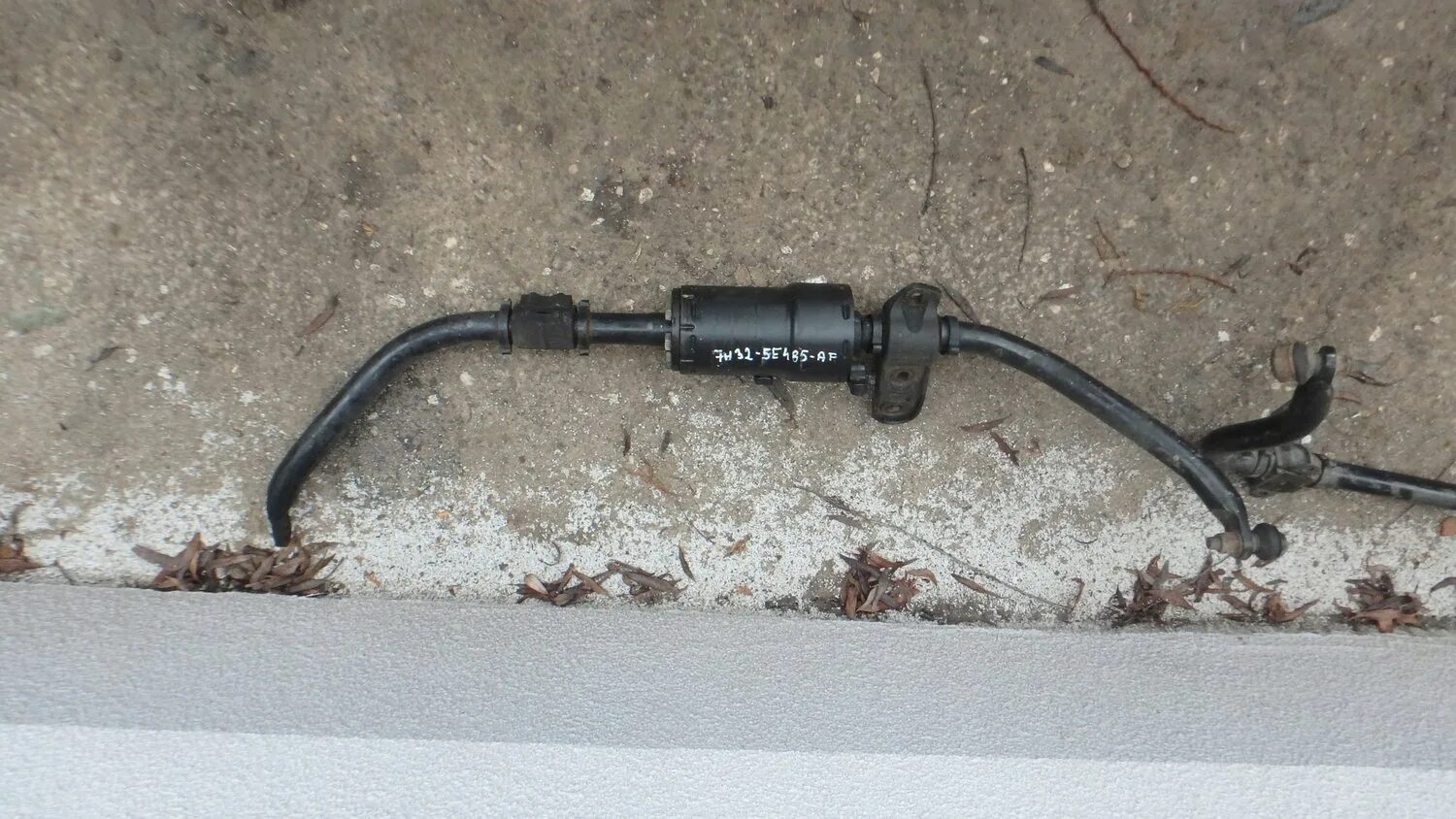 Активный стабилизатор range rover. Активный стабилизатор range rover sport. Стабилизатор range rover sport. Задний активный стабилизатор range rover sport. Активный стабилизатор range rover.