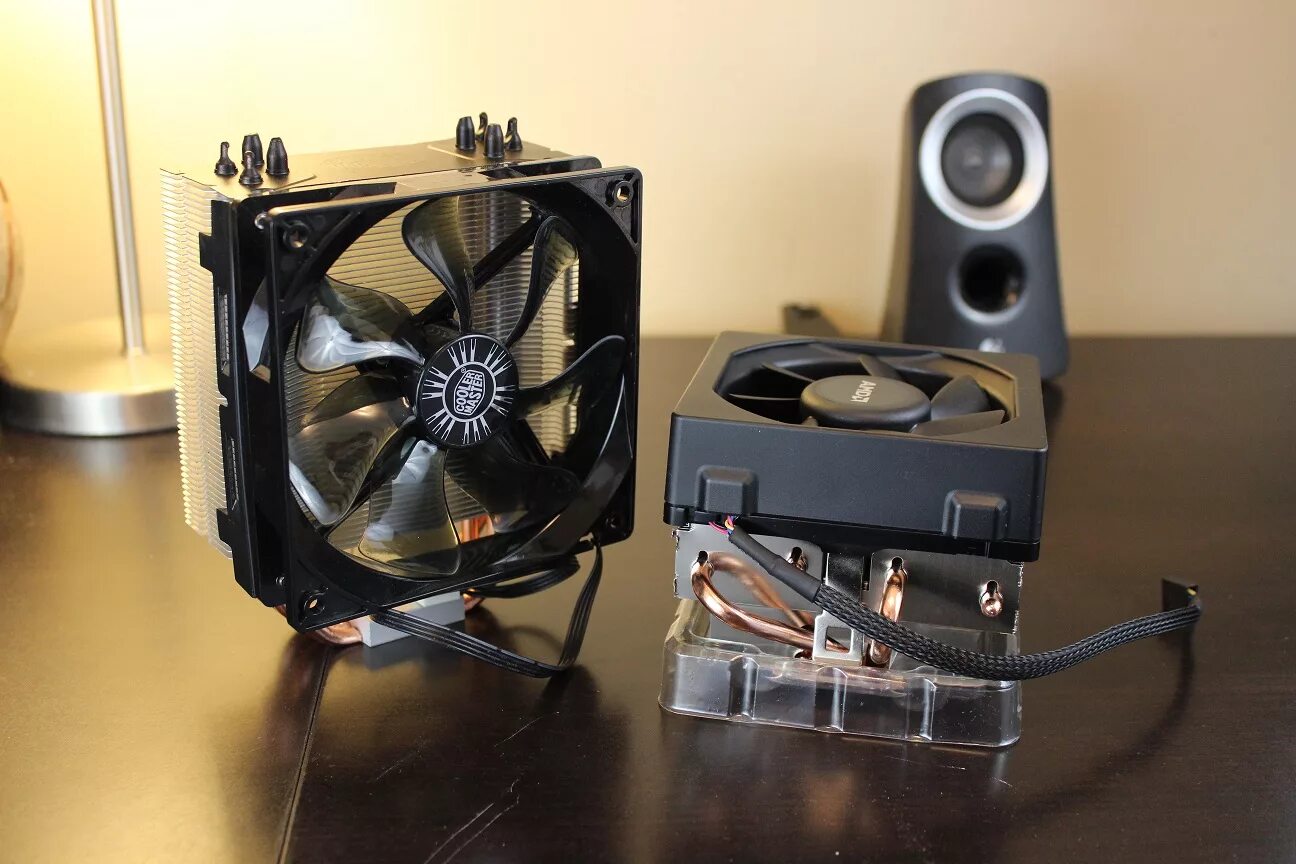 Кулерами wraith. AMD Wraith Prism Cooler. AMD Cooler Master Wraith. Башенный кулер AMD Wraith Max.. Cooler Master AMD.