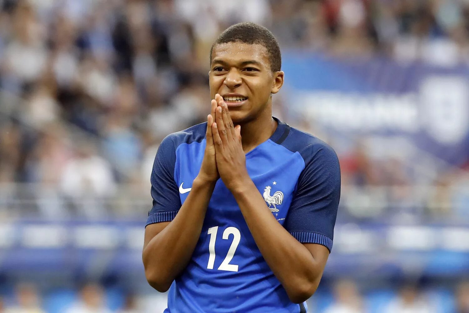 Будет ли играть мбаппе сегодня. Мбаппе в монако. килиан мбаппе. mbappe 2015. мбаппе фото.