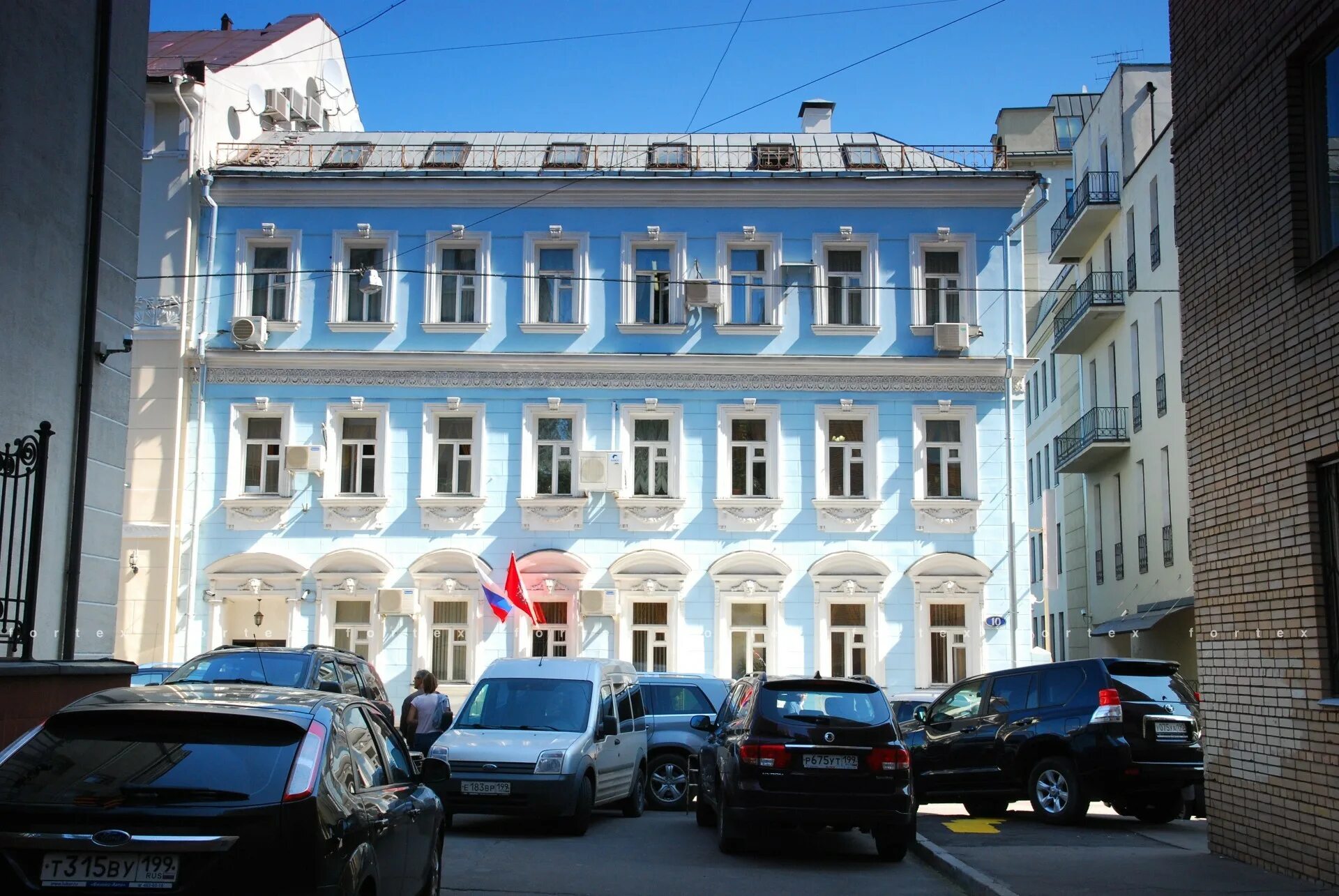 Нащокинский переулок 10 покровские. Нащокинский 10 москва. Нащокинский переулок 10 покровские ворота. Нащокинский переулок 10. Нащокинский переулок москва.
