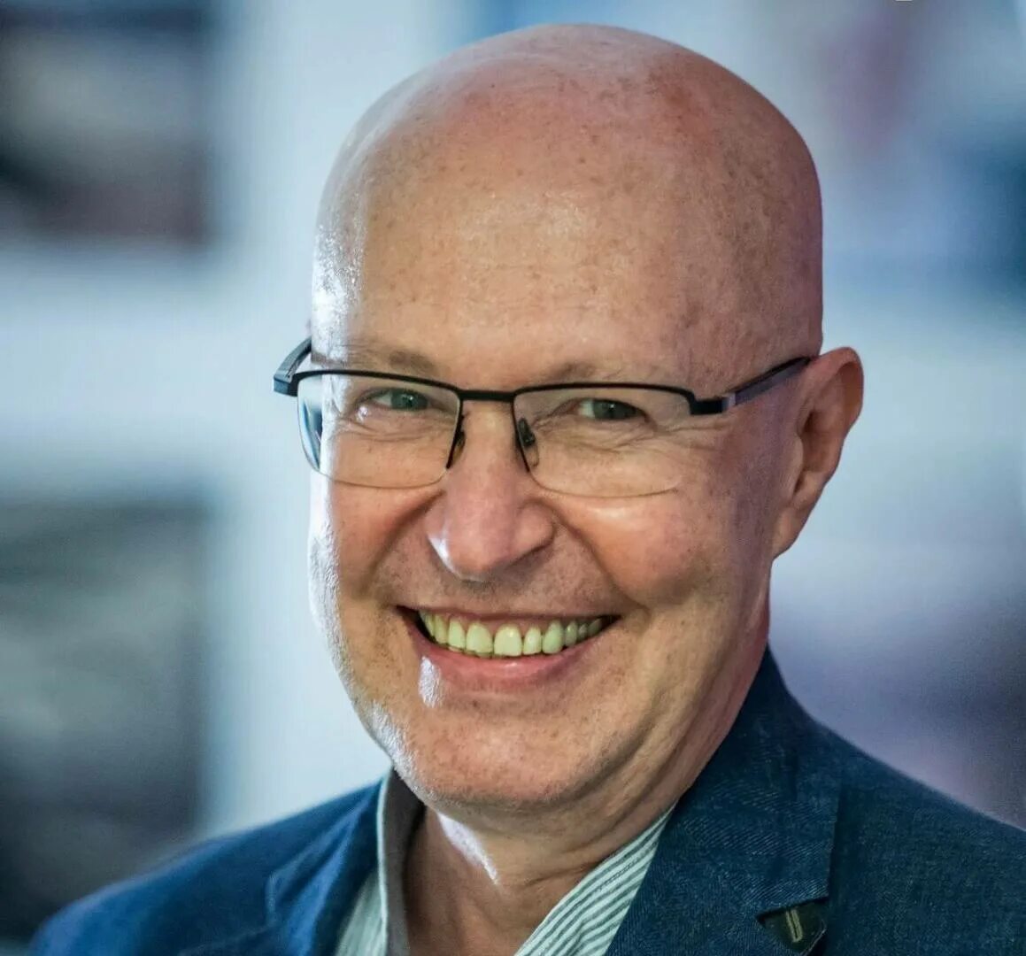 Соловей валерий дмитриевич. Соловей политолог последнее на ютубе. Проф соловей. Валерий соловей политолог. Соловей валерий дмитриевич.