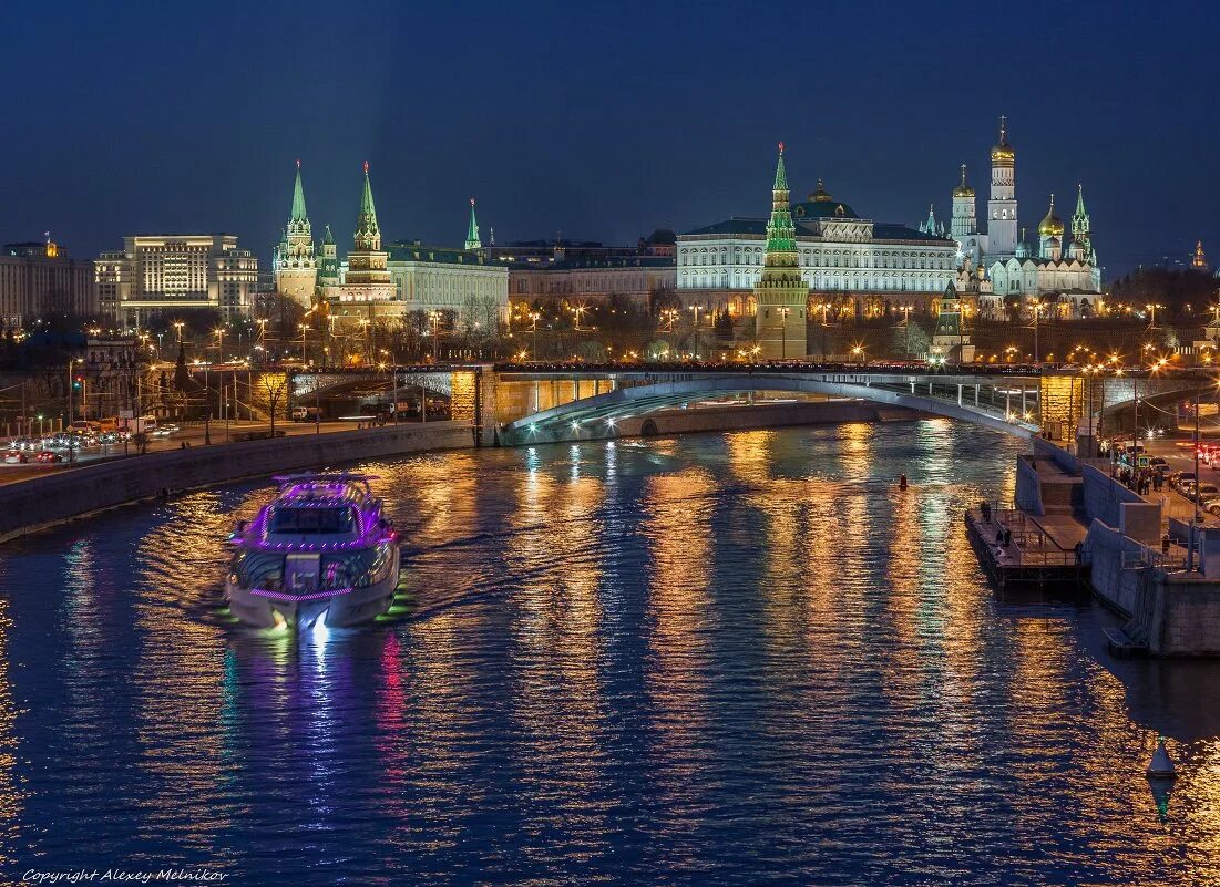 Покажи пожалуйста москву. Красивые места в Москве. Красивая Москва. Лучшие места в Москве. Самые красивые места Москвы.