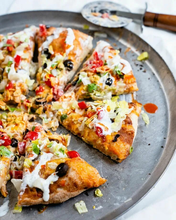 Тако пицца. Пицца Такос. Пицца тако (Taco pizza). Пицца на тортилье. Пицца из Такос.