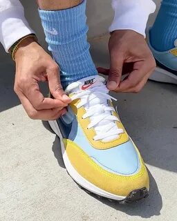 Кроссовки nike waffle debut