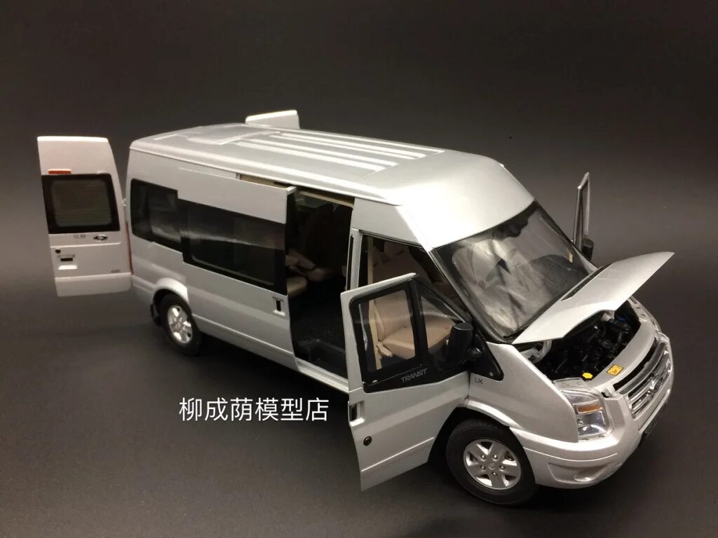 1 18 2021. Ford Transit 2008 масштабная модель. Модель Ford Transit 1:18. Модель 1:32 Ford Transit. Ford Transit микроавтобус масштабная модель.