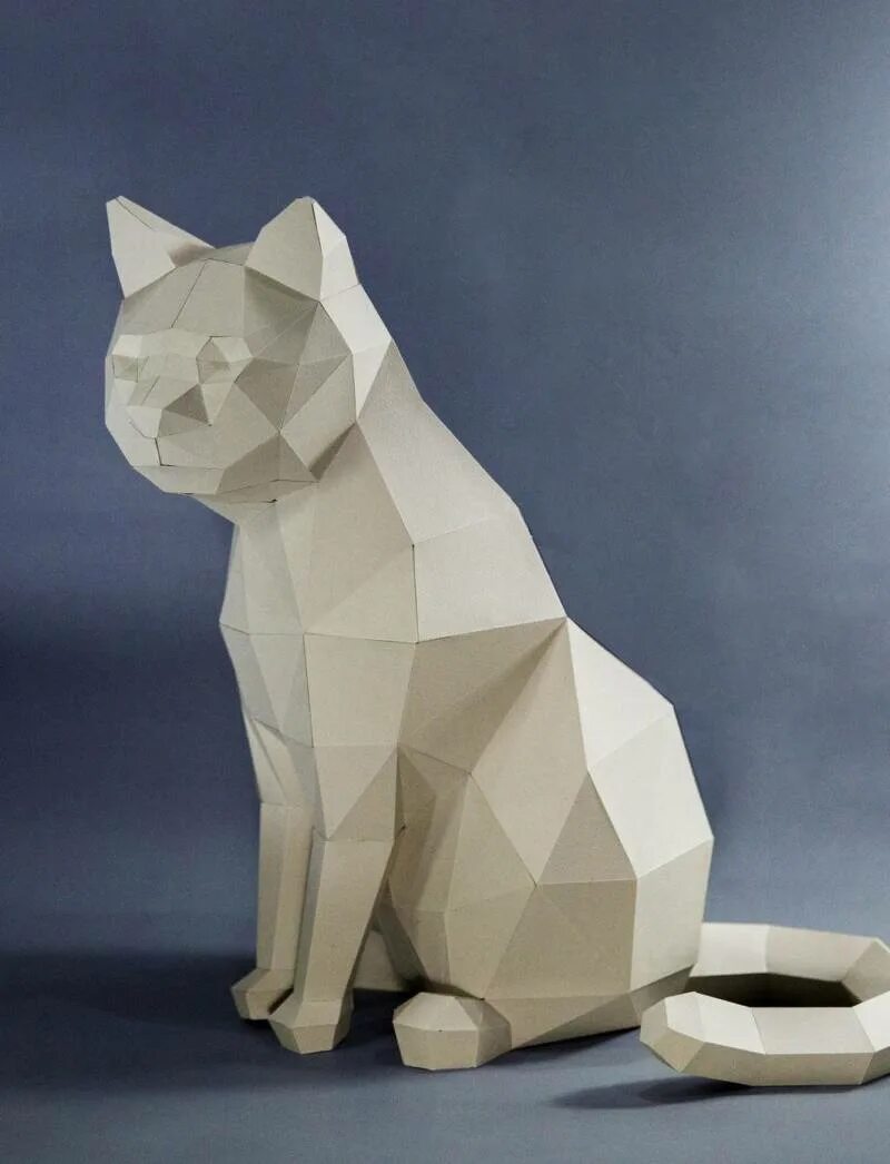Объемная кошка из бумаги. Бумажные фигуры. Объемные фигурки. Объемные бумажные фигуры. Объемная бумажная кошка.