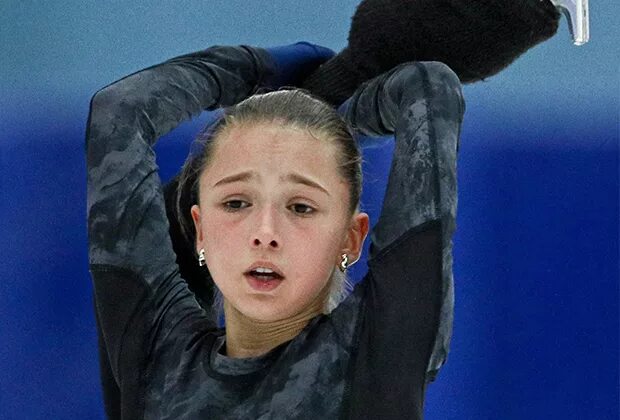 Камила валиева с мамой. Мама валиевой. Мама валиевой. Ками валиева. Камила валиева татарка.