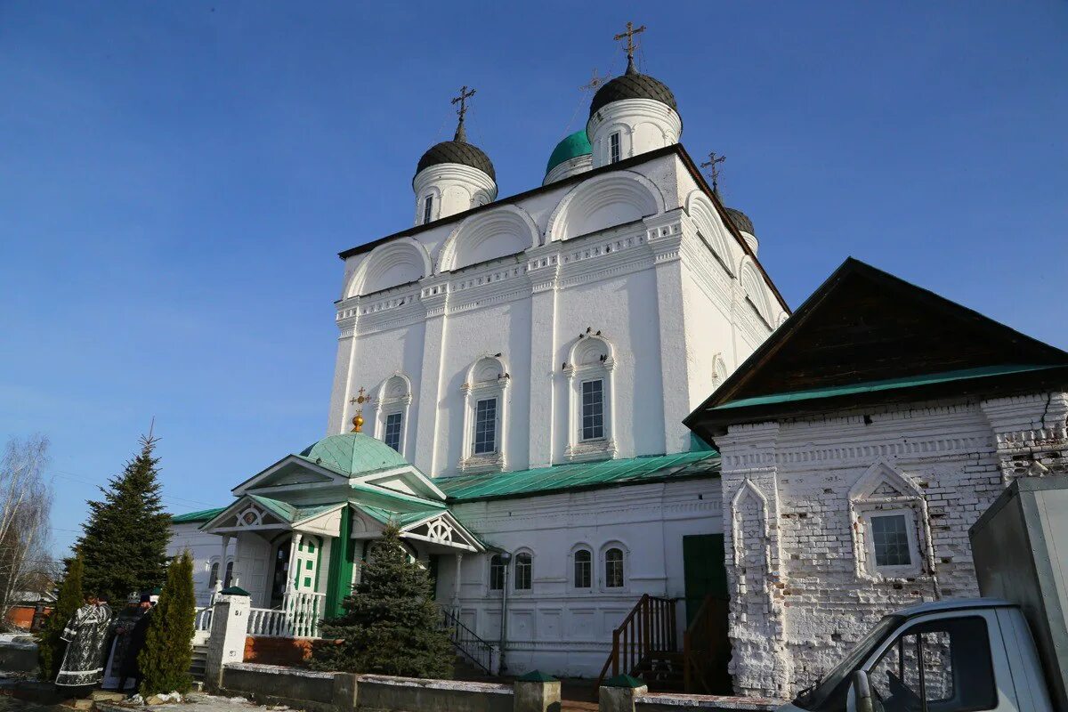 Портал балахны нижегородской области. Церковь Рождества Христова Балахна. Храм Рождества Христова Балахна Нижегородской. Рождественский храм Балахна. Рождественская Церковь Балахна.