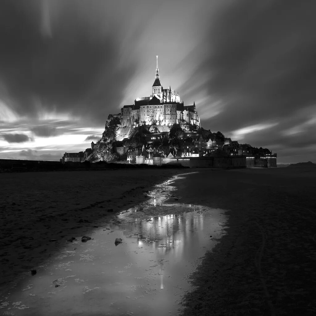 Чёрно-белая фотография. Dariusz klimczak фотограф. Томас барбе картины. Томас барбе. Грустные фотографии.
