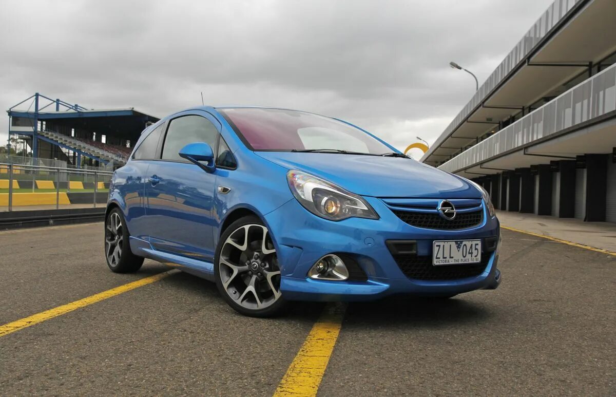 Opel Corsa OPC. Опель Корса ОПС 2013. Опель Корса OPC 2013. Opel Opel Corsa 2013.