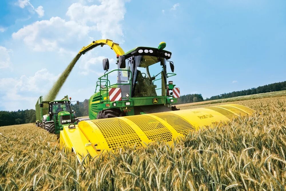 Кормоуборочный комбайн Джон Дир. Силосоуборочный комбайн John Deere. Кормоуборочный комбайн John Deere 8400. John Deere 8200 комбайн. Уборка гороха