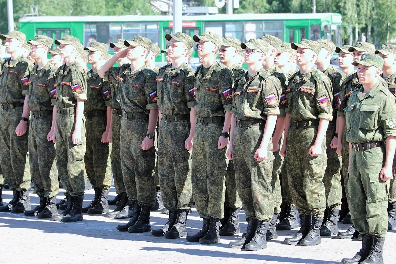 Нужно ли в армию после военной кафедры. Военная Кафедра СИБГУТИ. Военная форма для военной кафедры. Военный учебный центр. Окончание военной кафедры.