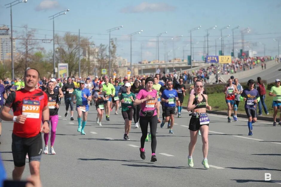 Казань забег. Тимерман казанский марафон. Марафон казань 2021. Казанский марафон 2023. Казанский полумарафон 2021.