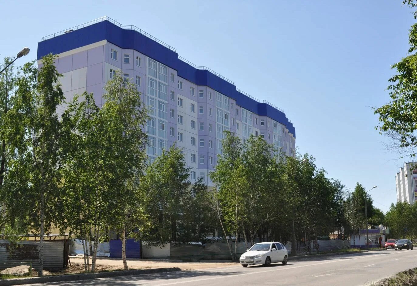 Метросеть ноябрьск. Улица нефтяников азнакаево. Нижневартовск, нефтяник дом 20. Нижневартовск ул нефтяников 35. Россия, республика татарстан, азнакаево, улица нефтяников, 17.