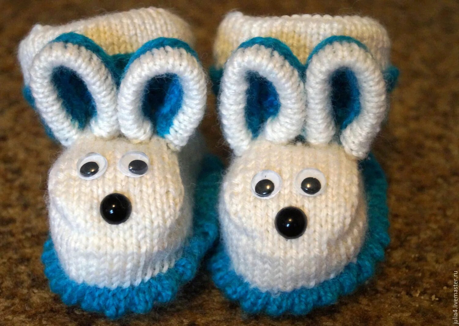 Вязаные летние пинетки. Красивые детские пинетки. Чепчик кукурузка спицами. Пинетки спицами для девочки красивые. Пинетки кукурузка.