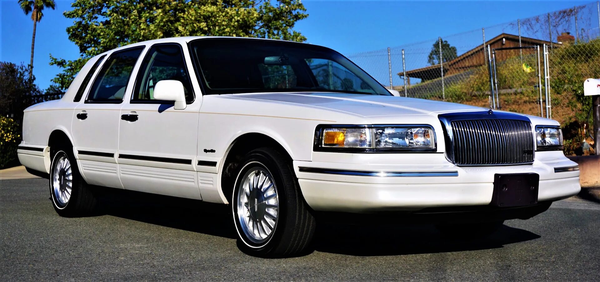 Линкольн кар. Линкольн таун кар 1997. lincoln town car 1989 седан. автомобиль lincoln town car 1997. линкольн таун кар 2.