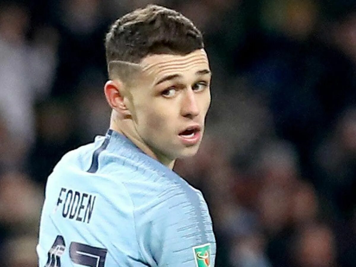 Фил Фоден. Phil Foden причёска. Фил Фоден прическа евро. Фил Фоден кроп. Young player