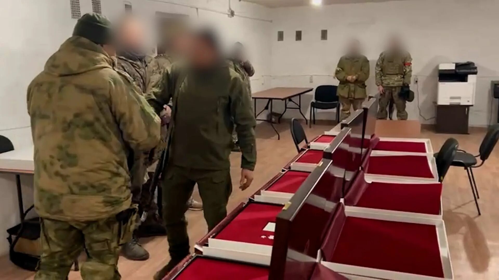 Исповедь штурмовика чвк вагнер. Pmc wagner чвк. Чвк вагнер бахмут. Джамбо чвк вагнер. Ошб сомали шеврон.