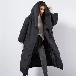 Длинные зимние пальто с капюшоном