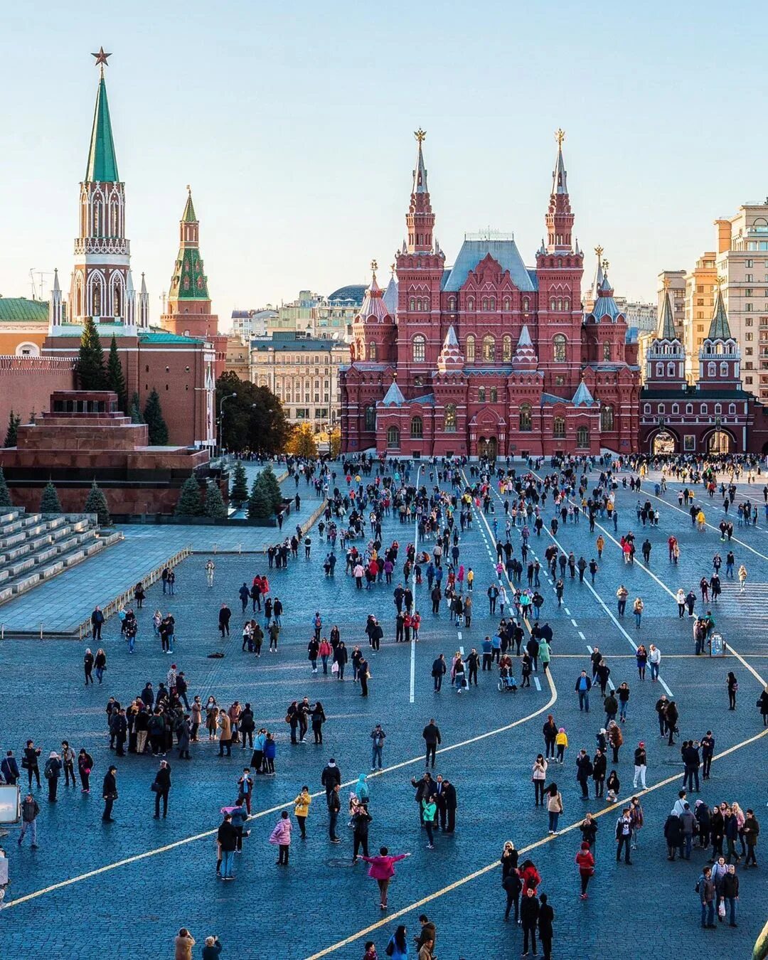 Городское население москвы. Жители Москвы. Citeli mocvi. Город Москва. Москва много людей.