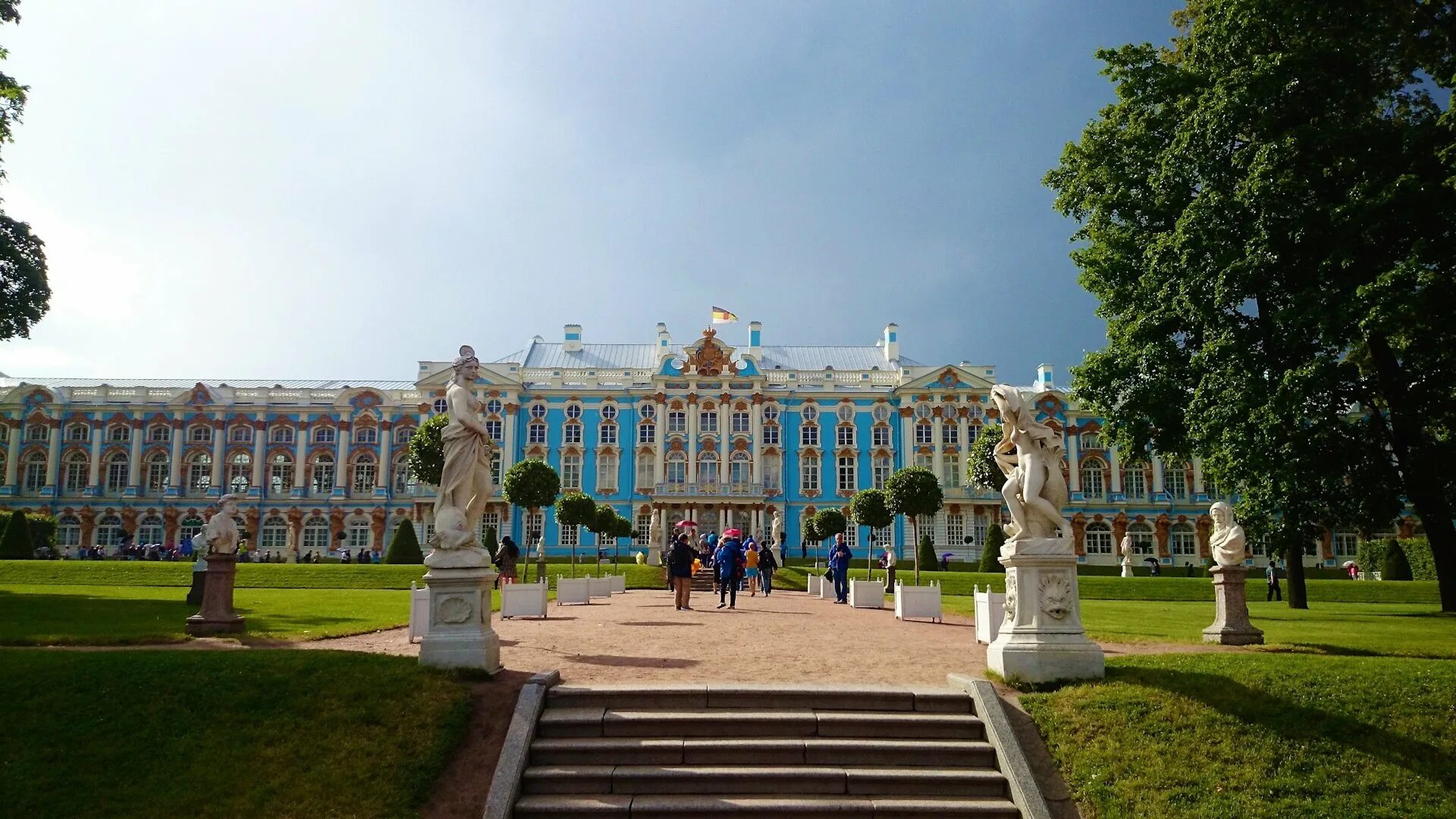 Екатерининский дворец садовая ул 7 пушкин фото. Царское село Санкт-Петербург Екатерининский дворец. Питер Екатерининский дворец парк. Город Пушкин Царское село Екатерининский парк. Екатерининский дворец в Царском селе.