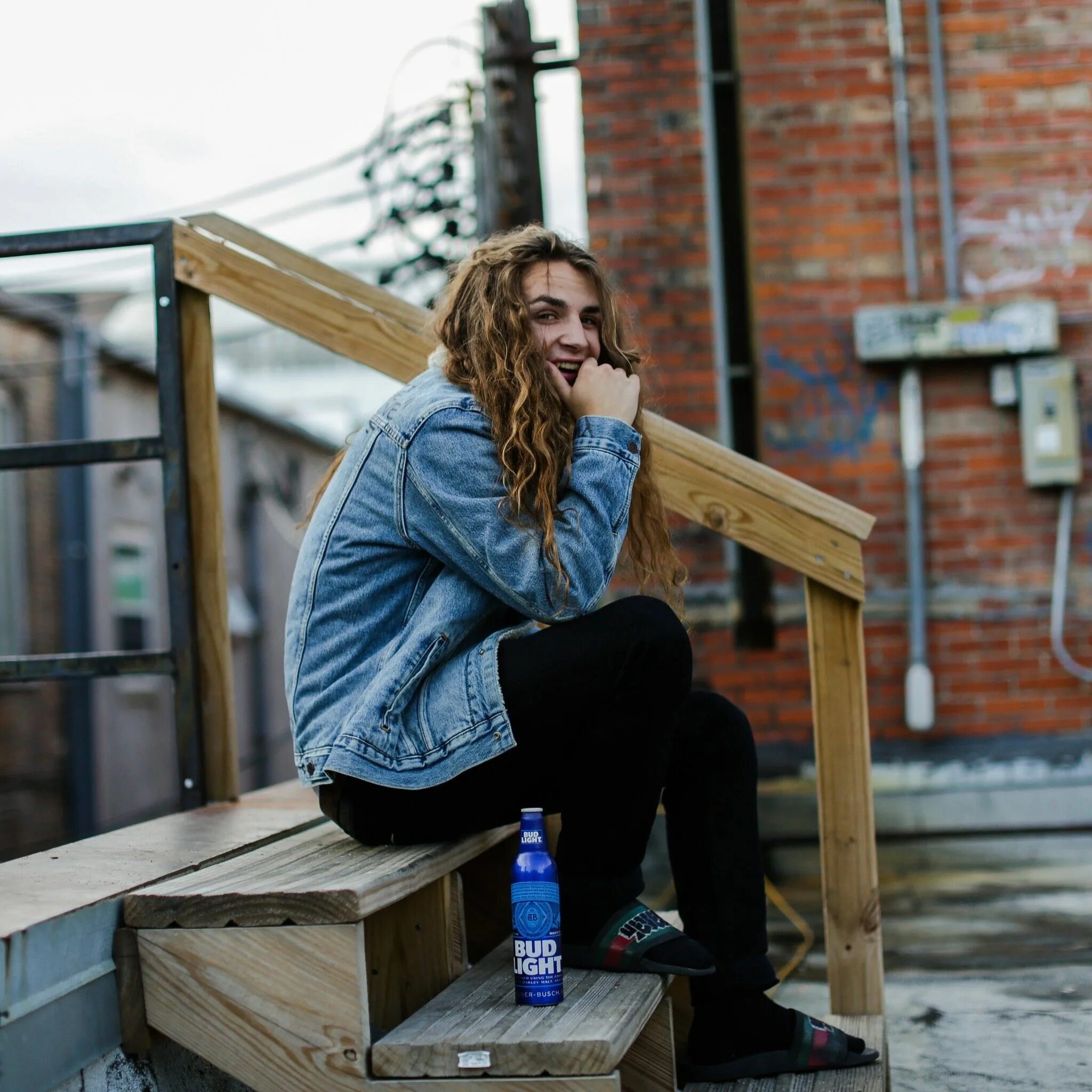 Yung s extras. Yung pinch. pinch певец. sarachcurr yung pinch. look like young pinch.