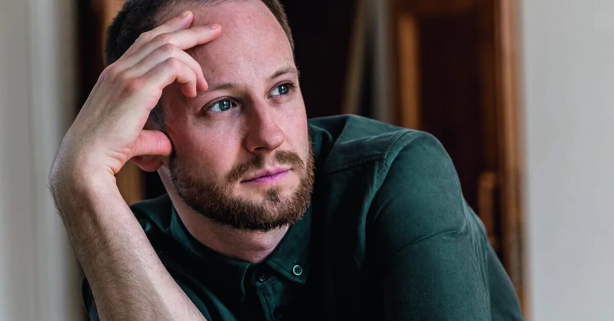 Один байрон лафкадио. Óдин ланд ба́йрон. Один ланд байрон фил интерны. Байрон гоголь. Один байрон гоголь центре.