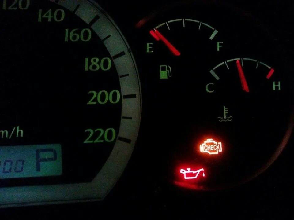 Горит лампа масла ваз 2112 16 клапанов. Лампочка давления масла фольксваген пассат б6. Индикатор давления масла ваз 2114. Vw passat b5 индикатор давления масла. Индикатор масла ваз 2114.