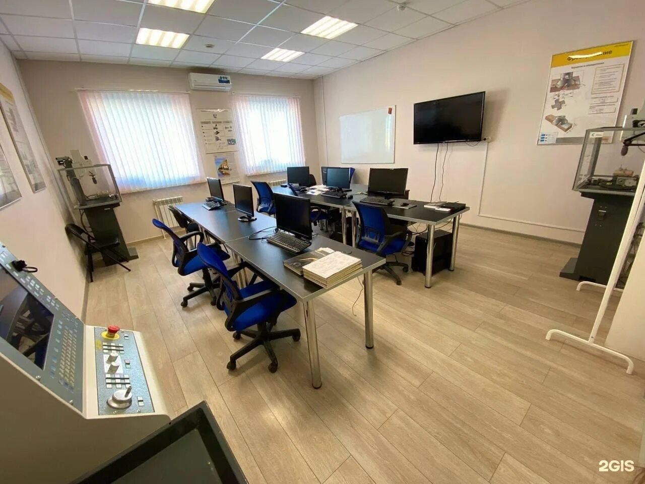 Полиграфмашевский пр- д, д. Институт повышения квалификации работников здравоохранения пермь. Полиграфмашевский проезд. No 3, лит. Открытый институт повышения квалификации пермь.