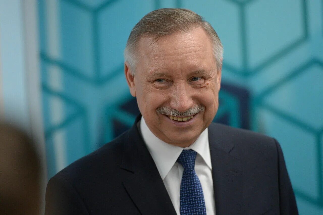 Реновацию в Петербурге могут отложить до 2025 года - МК