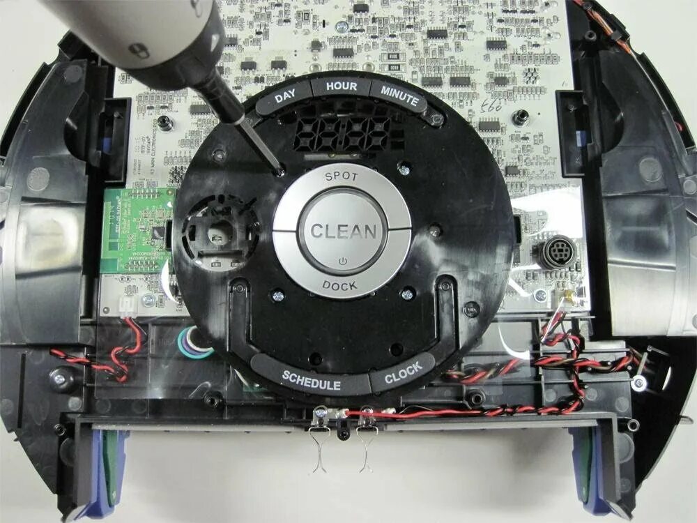 Ремонт роботов пылесосов irobot. Irobot 770. roomba 780 платы. irobot roomba 770. roomba 770 irobot thermistor resistance.