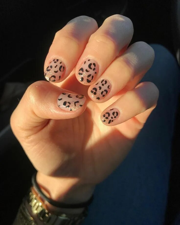 Леопардовый маникюр на короткие ногти Pin on Uñas... nails Nails, Pretty nails, Trendy nails
