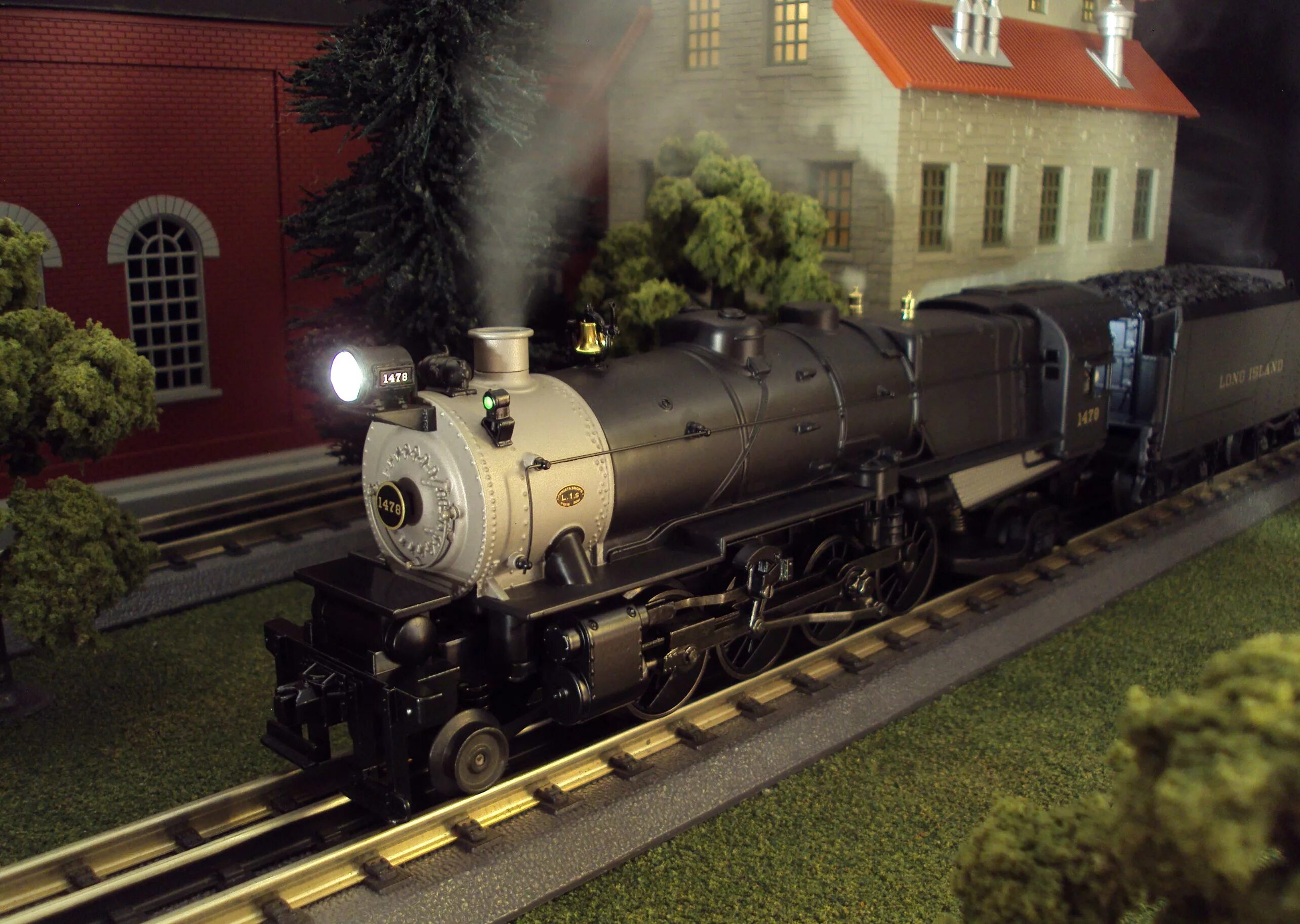 Train engine 2. Mth. steam engine train. railkings: model railroad simulator.