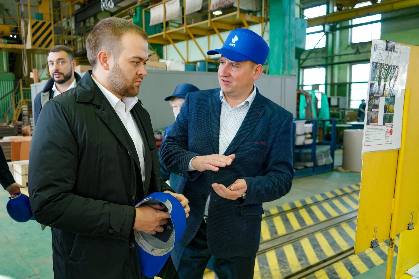 Кмз лайф. Ильгиз шамсиев кмз.