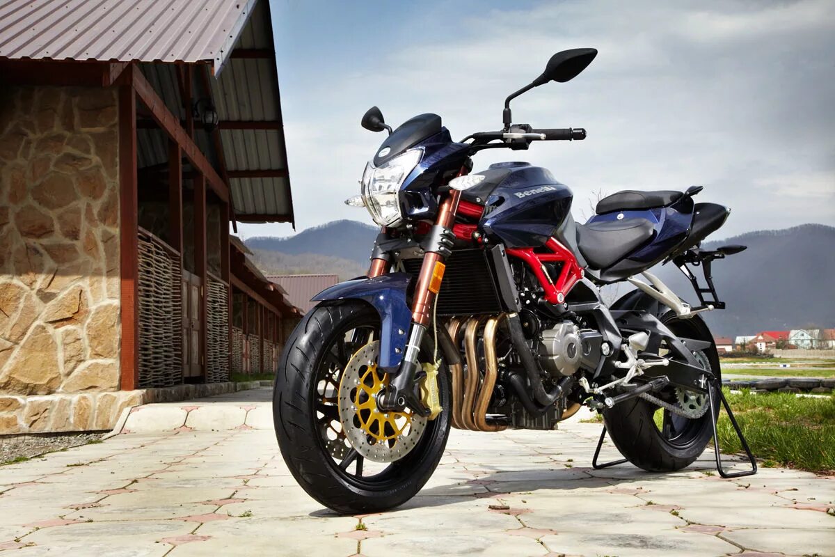 Мотоцикл бенелли 600. Stels benelli 600 белый. Стелс бенелли 600. Мотоцикл бенелли 600. Стелс бенелли 600.