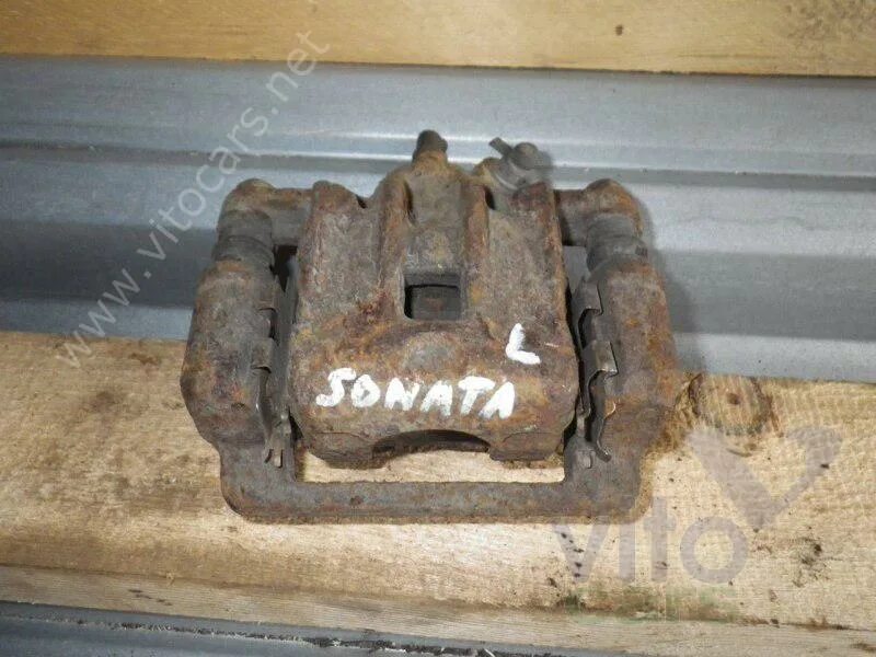 Скоба заднего суппорта соната тагаз. Передний суппорт соната тагаз. 4583002 аналог суппорт задний левый. Суппорта хендай соната тагаз. Суппорта хендай соната тагаз.