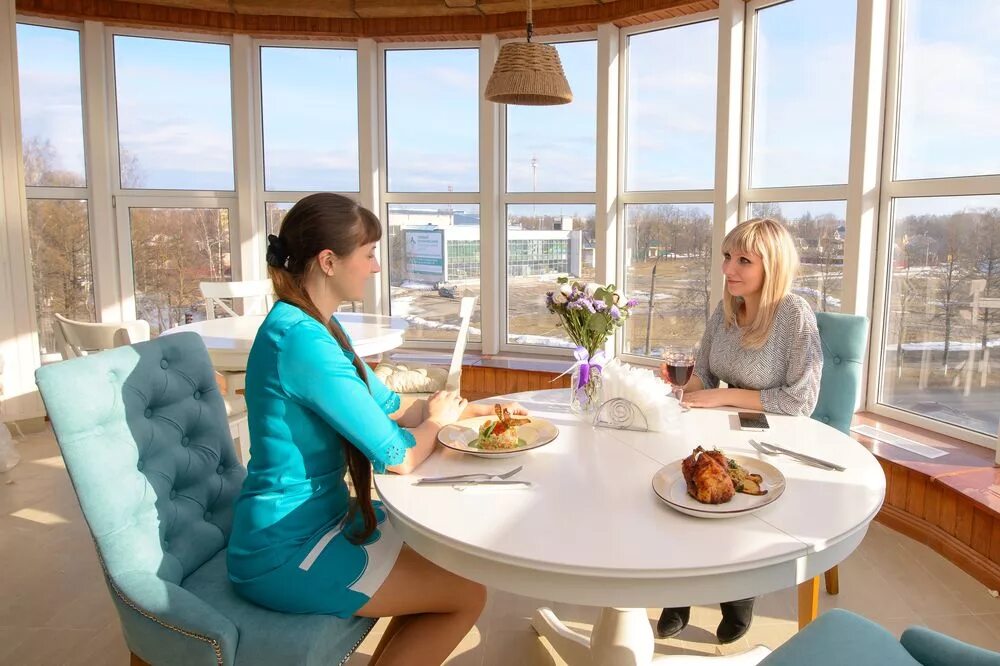 Кафе пушкина рыба. Кафе довольное. Кафе довольное. Кафе довольное. Кафе коврова.