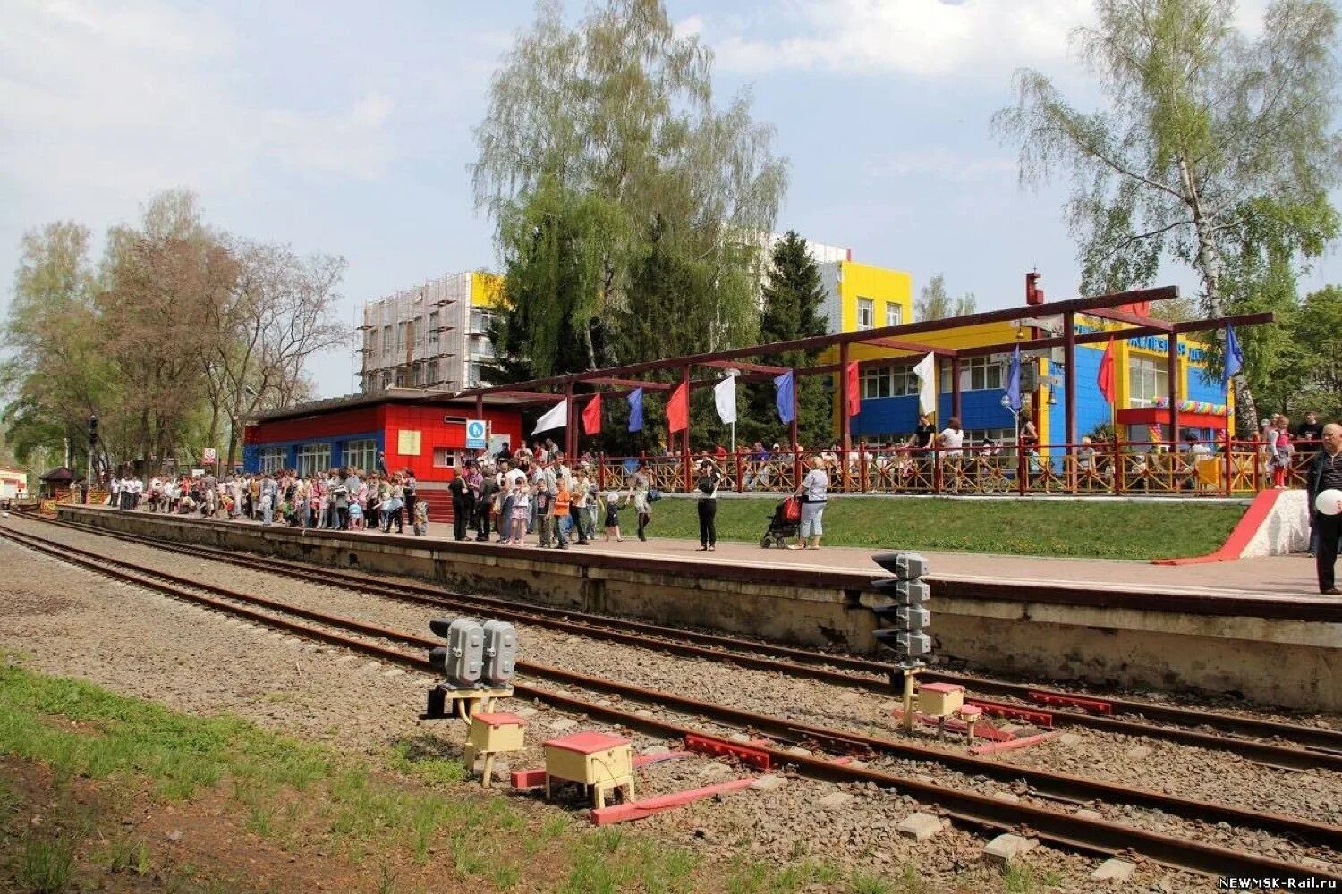 Тульская ДЖД. Новомосковск Тульская область ДЖД. Новомосковск (Тульская детская железная дорога). Детская железная дорога Новомосковск.