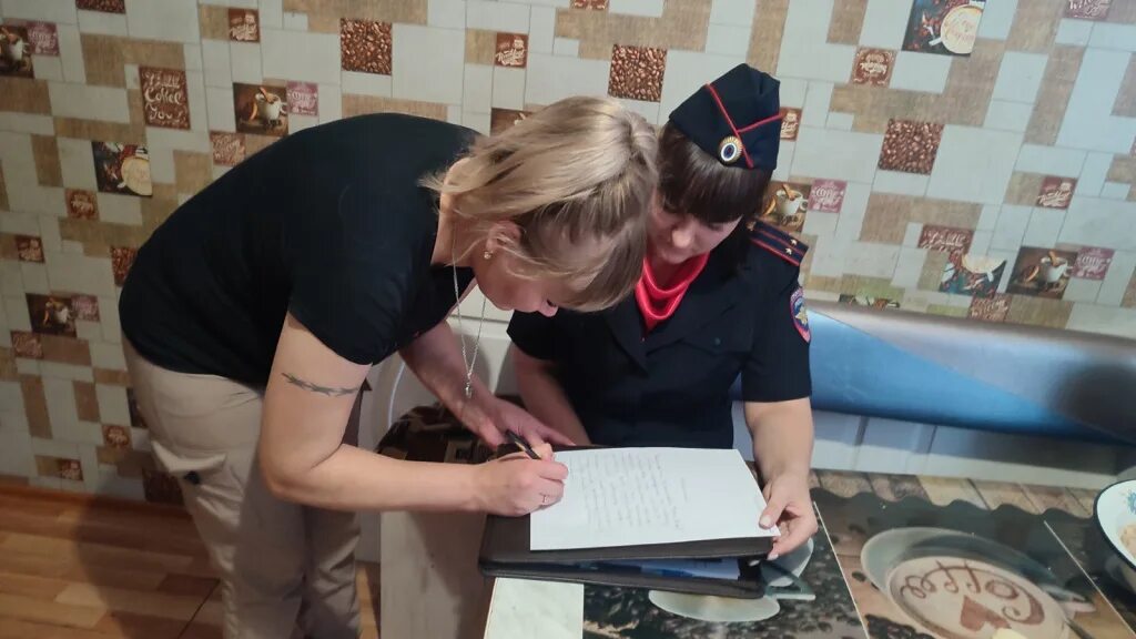 Опм быт. Оперативно профилактическое мероприятие быт. оперативный сотрудник полиции. полицейские. полиция киселевск.