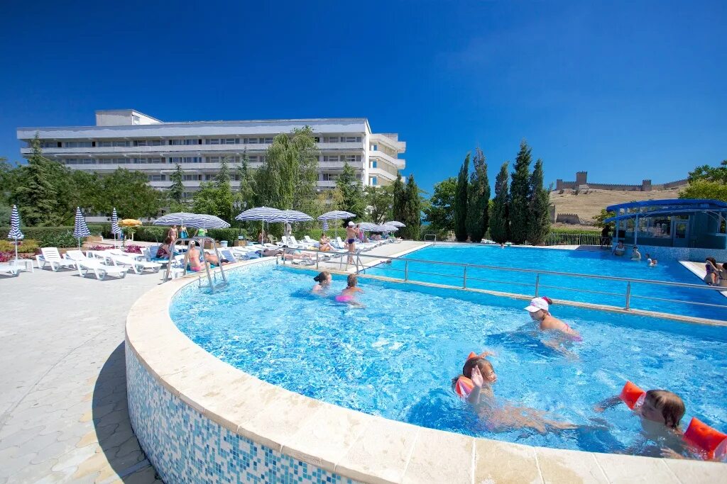 Сайт ателика горизонт судак. Ателика горизонт судак 2*. Ателика судак. Судак санаторий "горизонт". Сайт ателика горизонт судак.