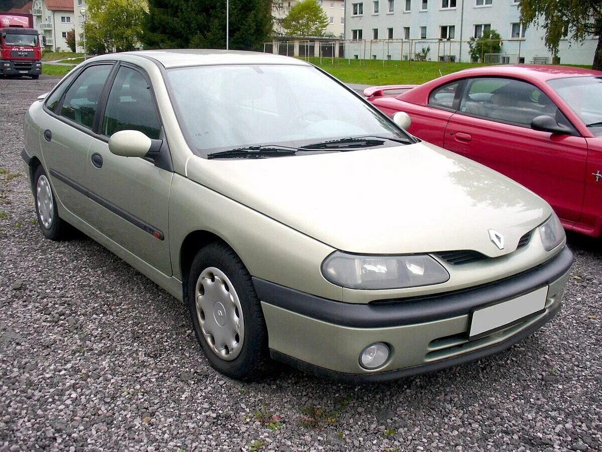 Renault laguna 1. Рено лагуна 2 1. Renault laguna 2001. Renault laguna 2001 салон. 6.