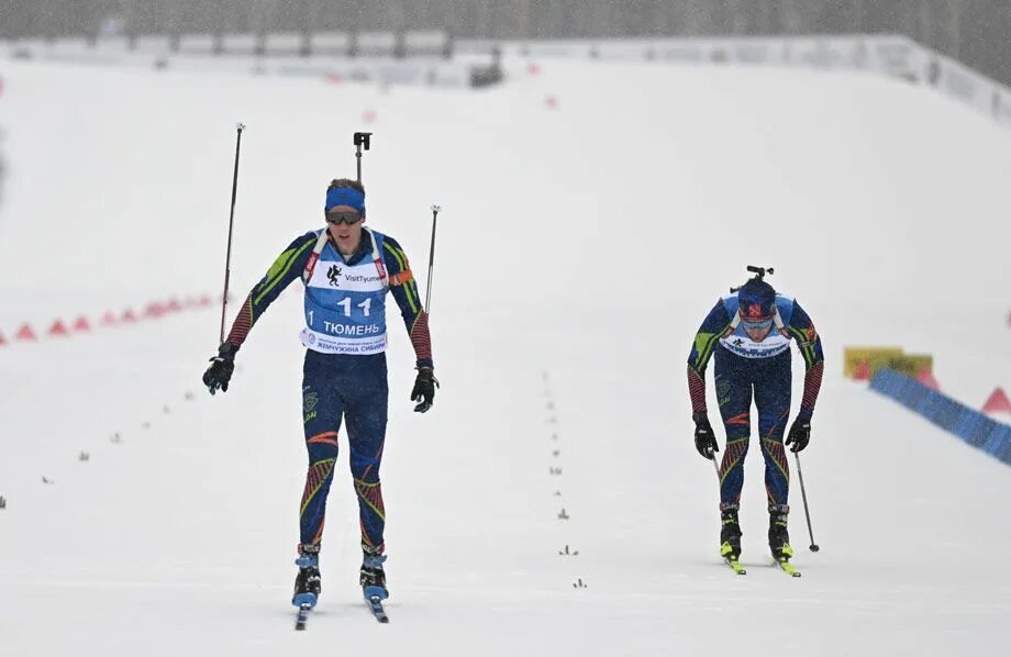 Биатлонист. Биатлон мужчины чемпионат. Биатлон мужчины чемпионат. Биатлон мужчины чемпионат. Биатлонист.