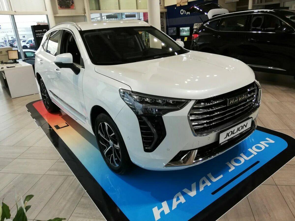 Купить хавал джулиан авито. Haval Jolion 2021. Хавал Джулиан 2021. Haval Jolion белый. Новый Haval Jolion 2021.