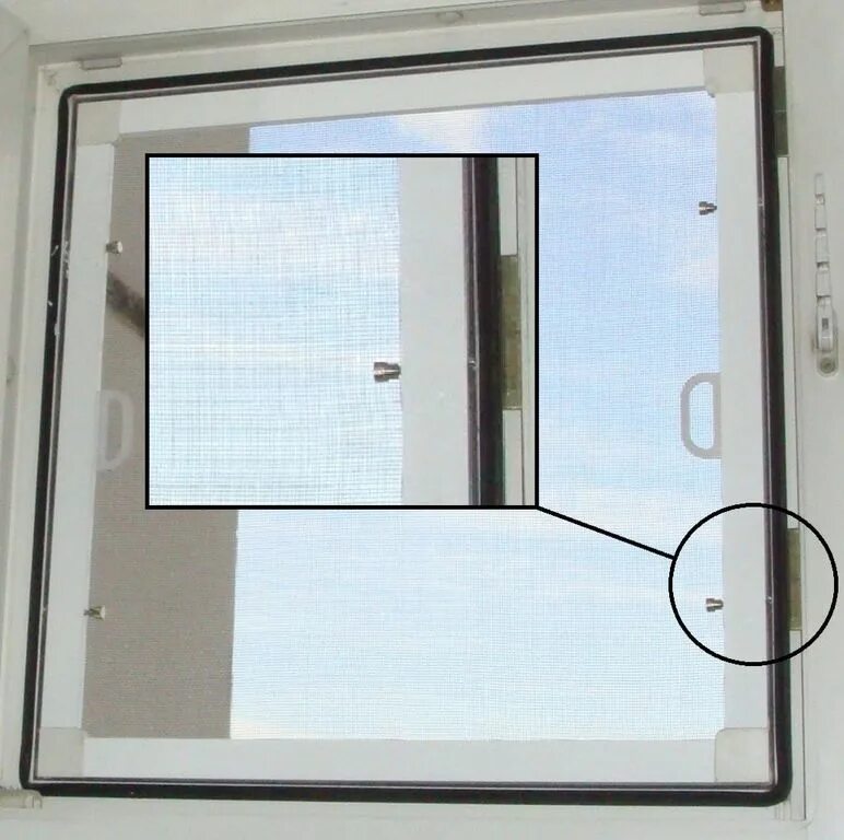 Рамка на окнах пластиковых. Москитная сетка на Штоках плунжерная. SL-160 С москитной сеткой. Импост для москитной сетки. Москитные сетки 700 микрон.