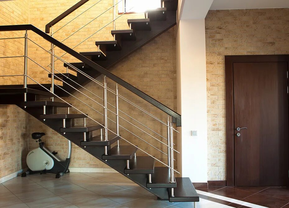 Лестница в доме. Полукруглая лестница. 22 ступеньки. 22 ступеньки. Revit угловая лестница.