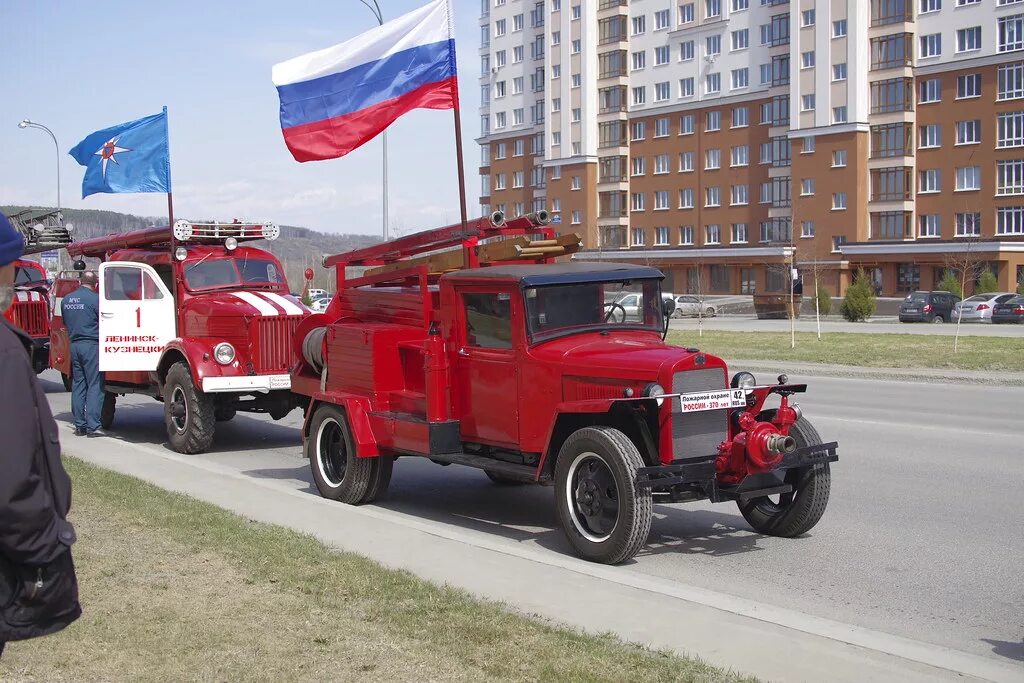 Пожарная защита рф. Пожарная охрана. День пожарной охраны России. 370 Лет пожарной охране. Пожарная охрана Кемерово.