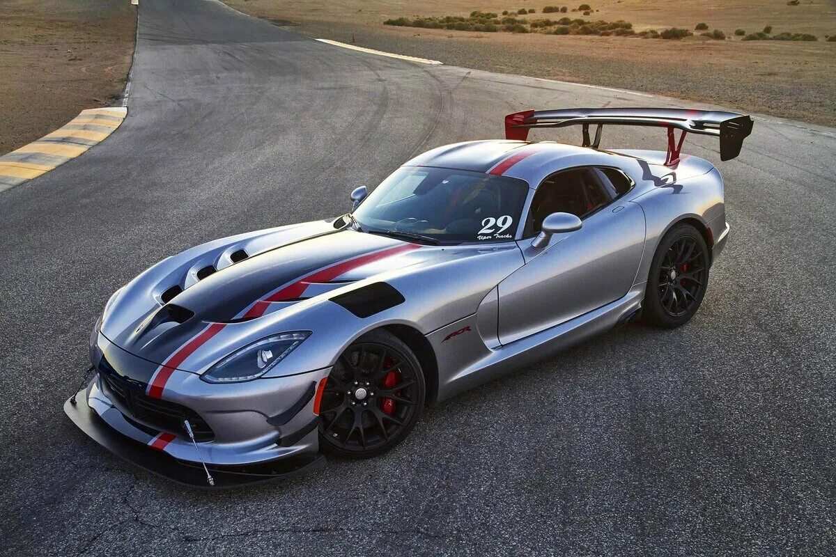 Додж вайпер 2019. Dodge viper gts 2015. Dodge viper новый. Додж вайпер 2019. Вайбер машин.