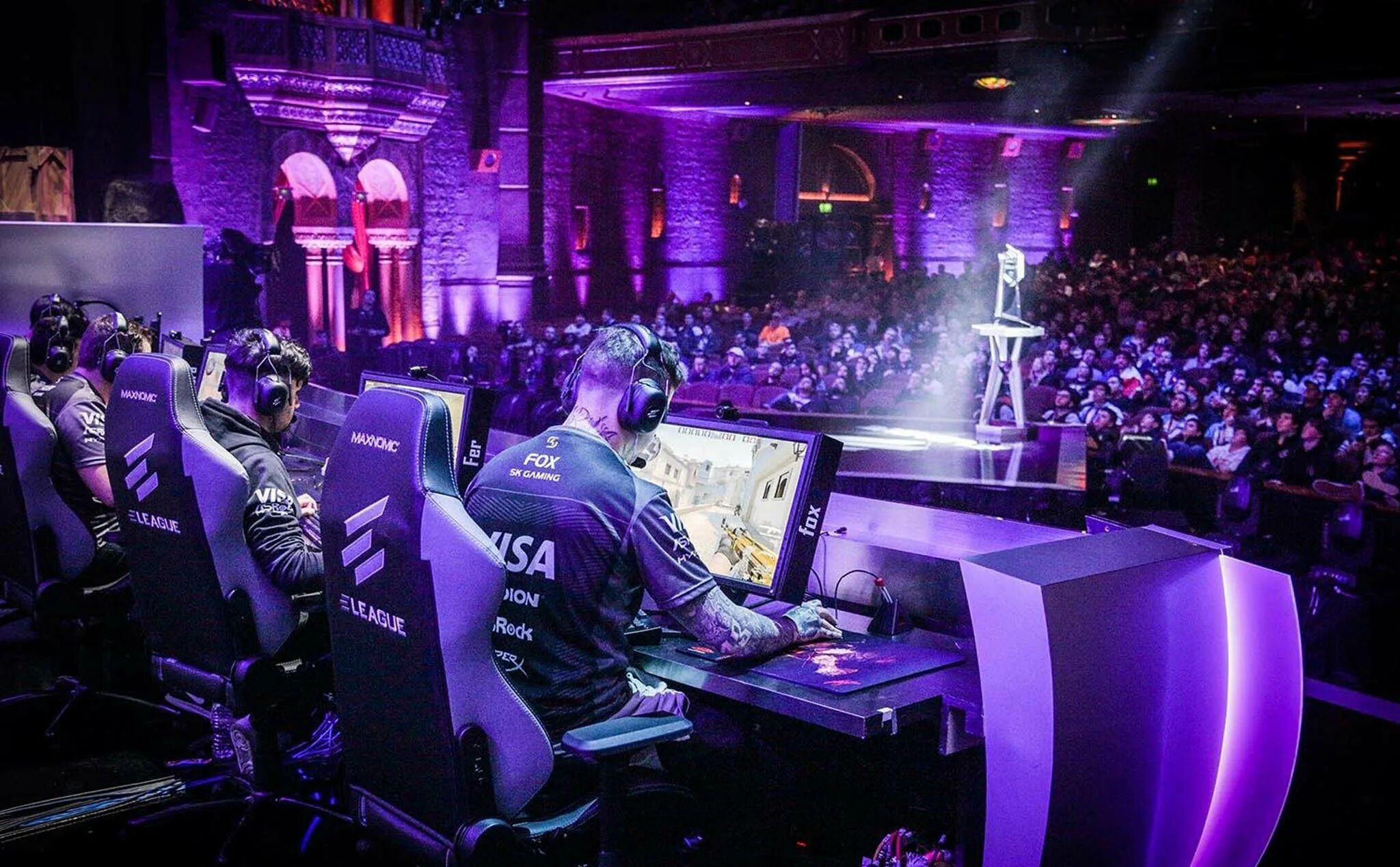 Eleague major boston. Major aim. Mlg columbus 2016 арена. Арена мажор кс го. Старладдер берлин 2019.